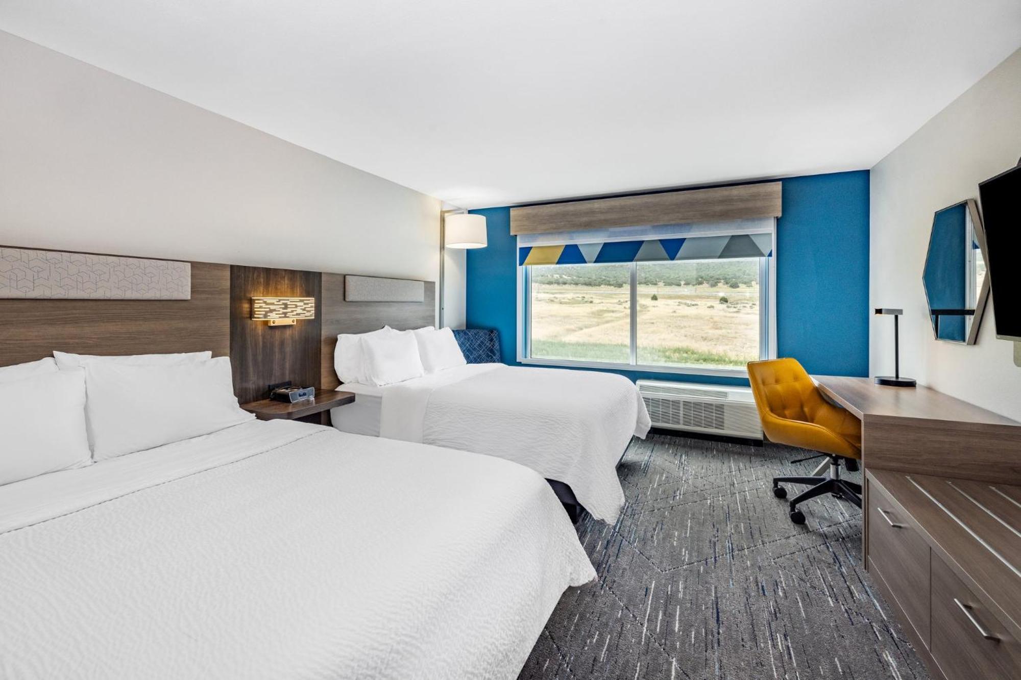 Holiday Inn Express & Suites - Nephi By Ihg Exterior photo